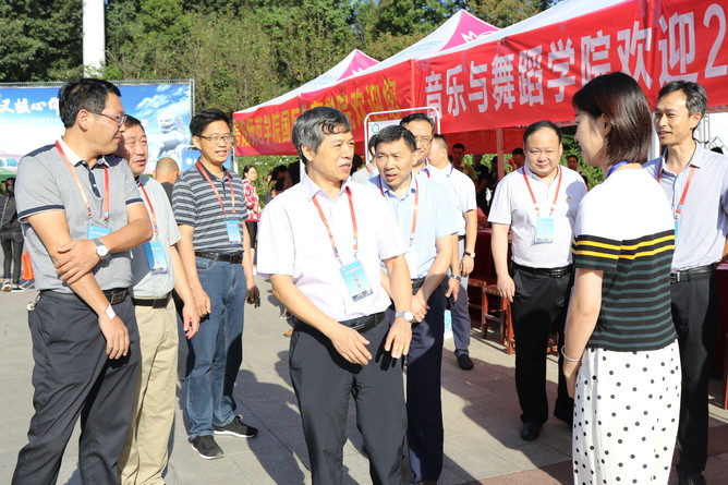 2018091215511263.jpg 公司迎新工作圆满完成