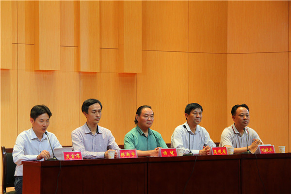 公司隆重召开2016级开学典礼暨新生入学教育启动仪式