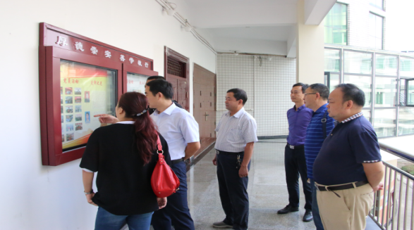 2017091417461111.png 南阳师范公司同仁来公司交流党建工作